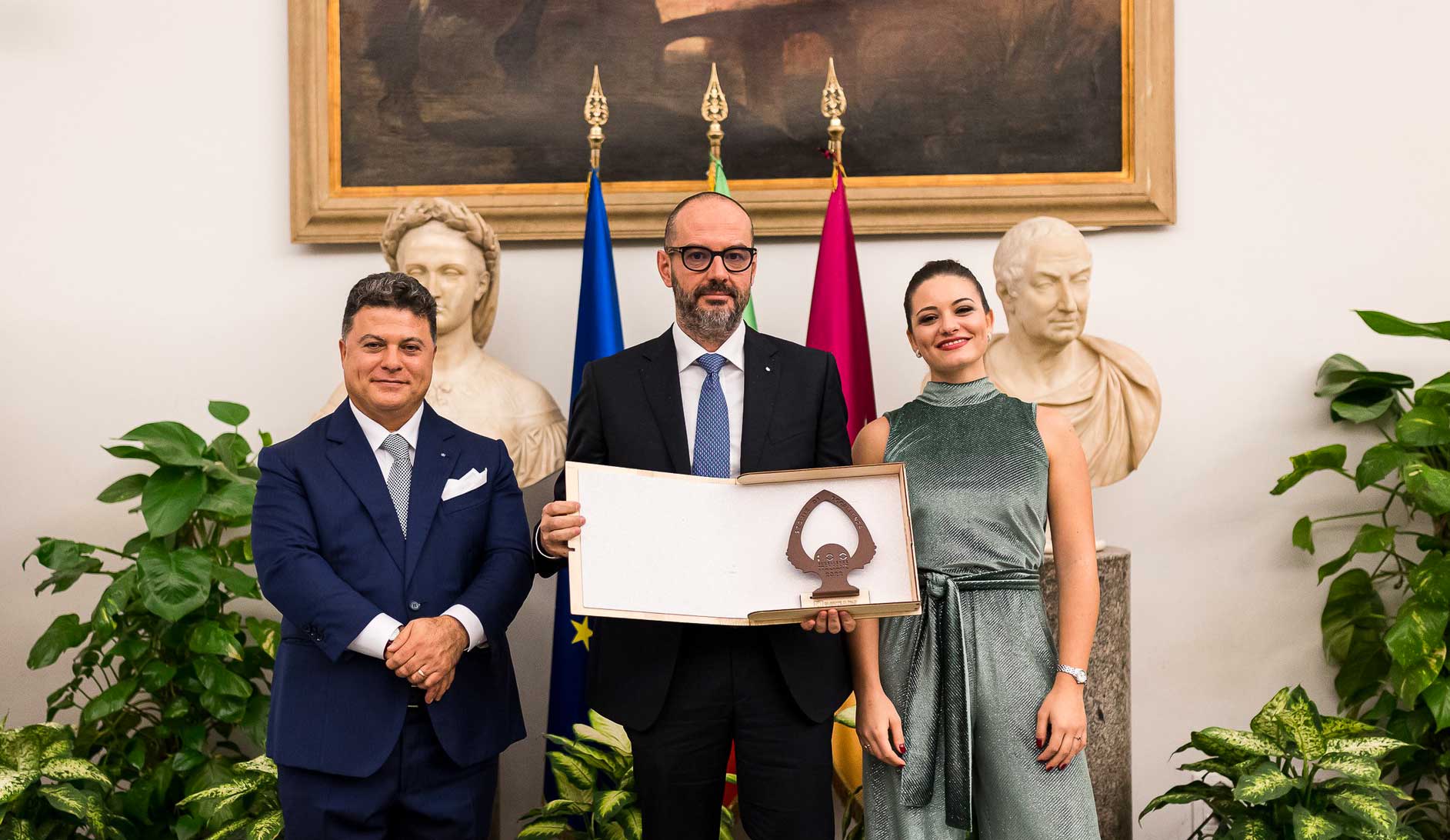 Vismederi riceve in Campidoglio il premio “100 eccellenze italiane”